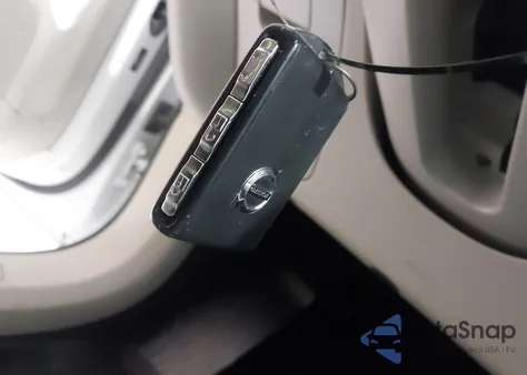 2022 Volvo Xc90 Recharge Plug-In Hybrid Inscription/T8 Inscription Extended Range 6P из США, поврежденный, VIN YV4H600L5N1828197